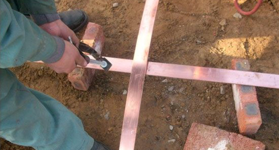 沈陽鋼結構廠房接地裝置怎么做？是什么形式？